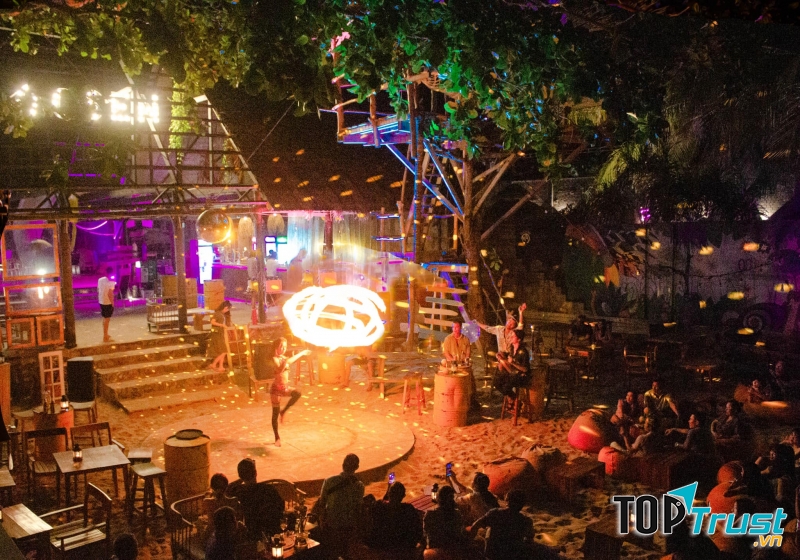 OCSEN Beach Bar & Club