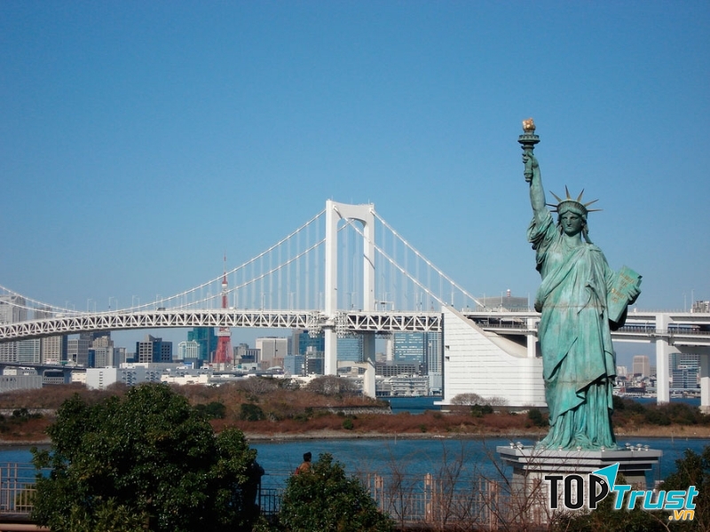 Cầu nối Tokyo với Odaiba