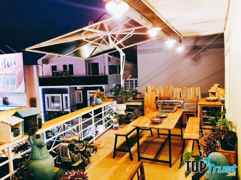 Khách sạn bao gồm 3 phòng ngủ và nhà bếp đầy đủ tiện nghi.