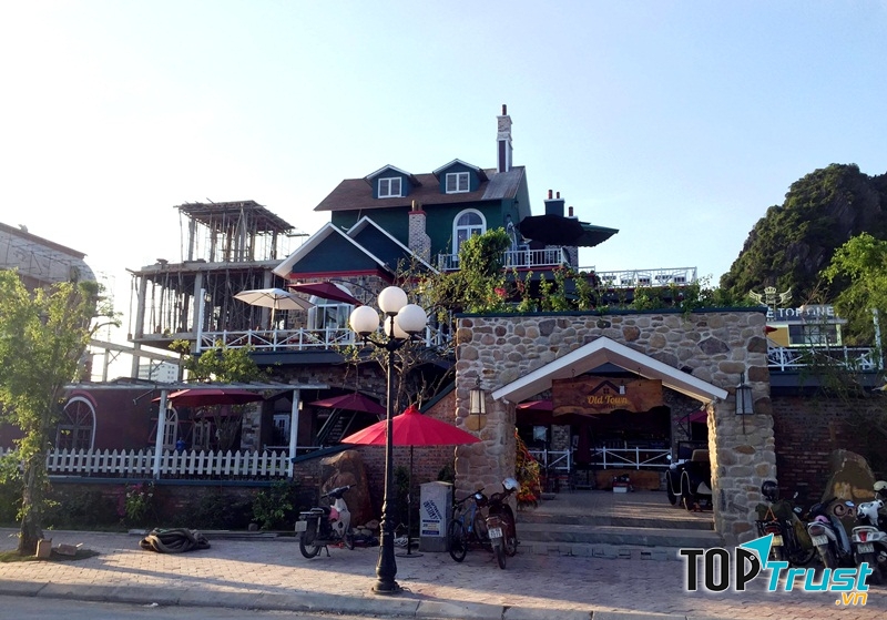 Quán hệt như một tòa lâu đài