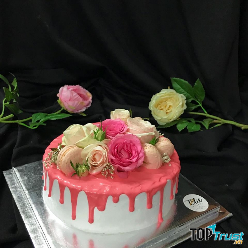 Olie Cake and Class