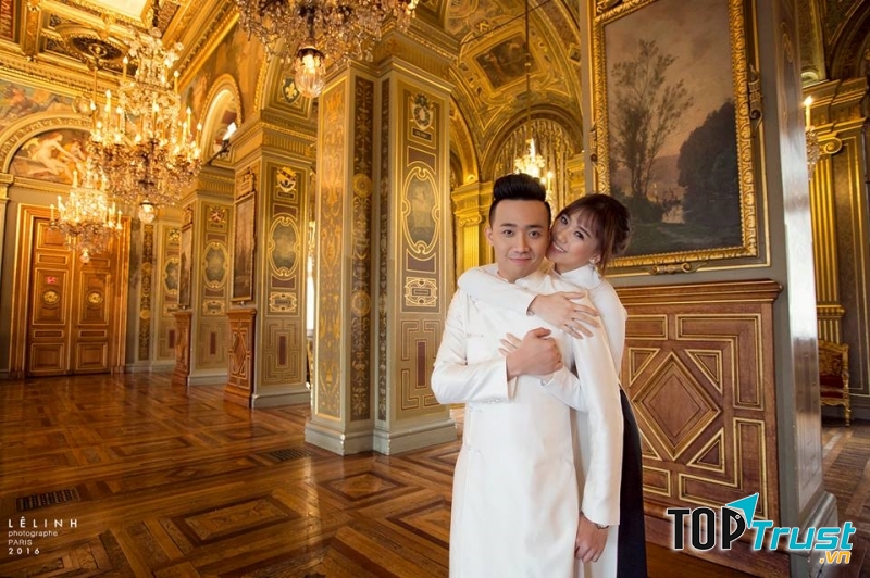 Ôm anh trọn đời em nhé