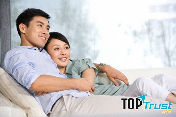 Nên ôm hôn vợ mỗi ngày