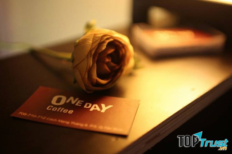 Onday Coffee được thiết kế theo phong cách nhẹ nhàng, trẻ trung và hiện đại