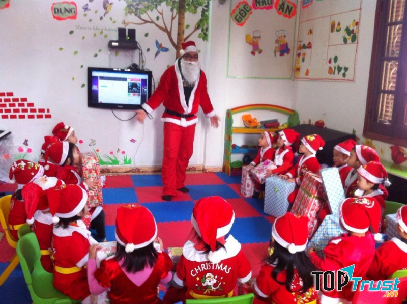 Ông Già Noel Việt