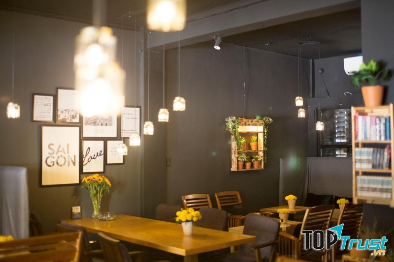 Opera Tea Club