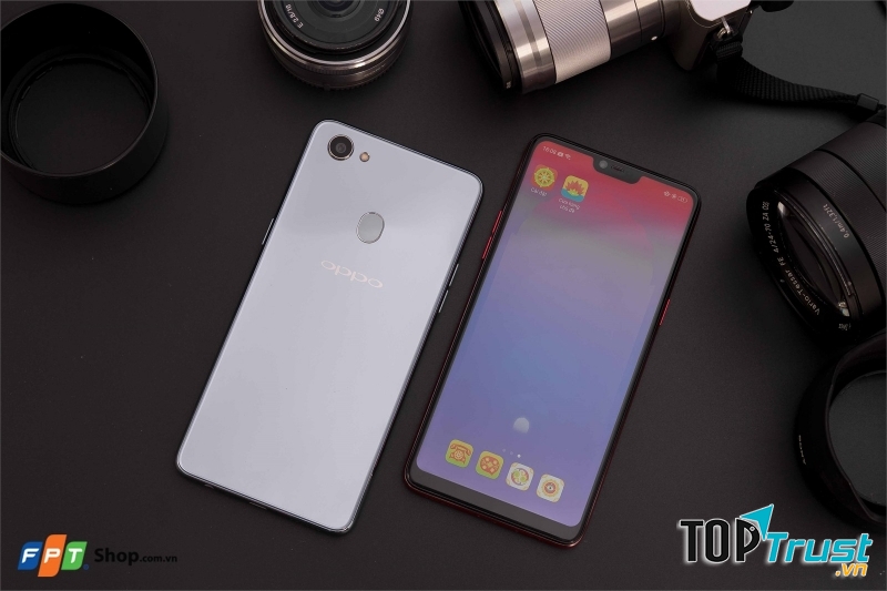 Oppo F7 mới 7.990.000 đồng