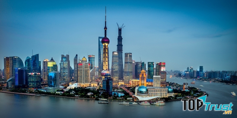 Oriental Pearl Tower là niềm tự hào của người dân Thượng Hải