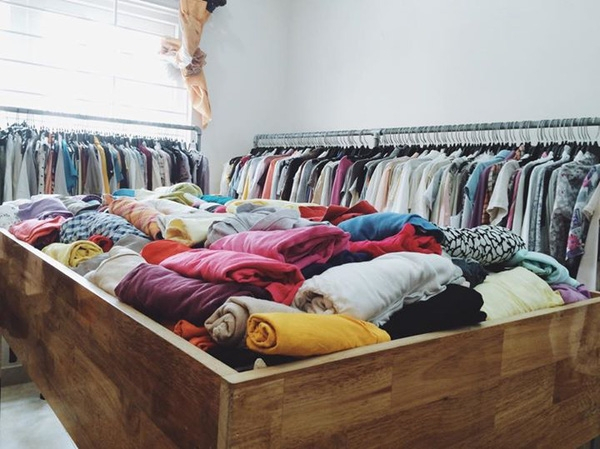 Oversive shop
