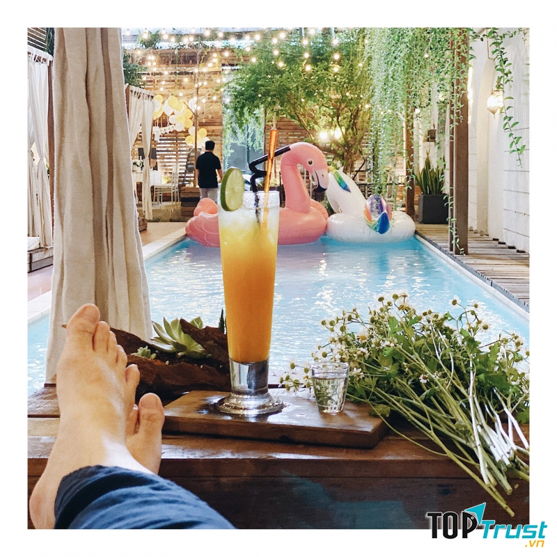 OZ Coffee House Nguyễn Văn Đậu