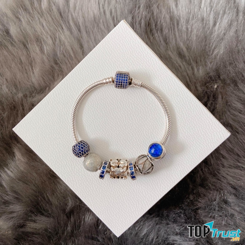 Pandora Freak