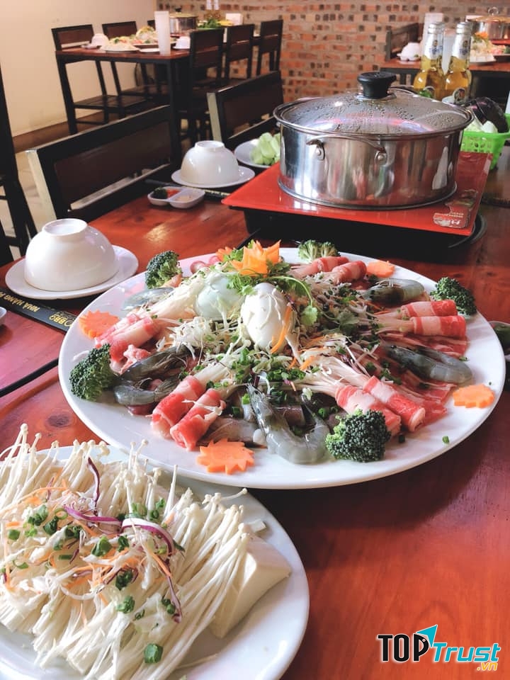 Lẩu tại Pansy BBQ & Hotpot