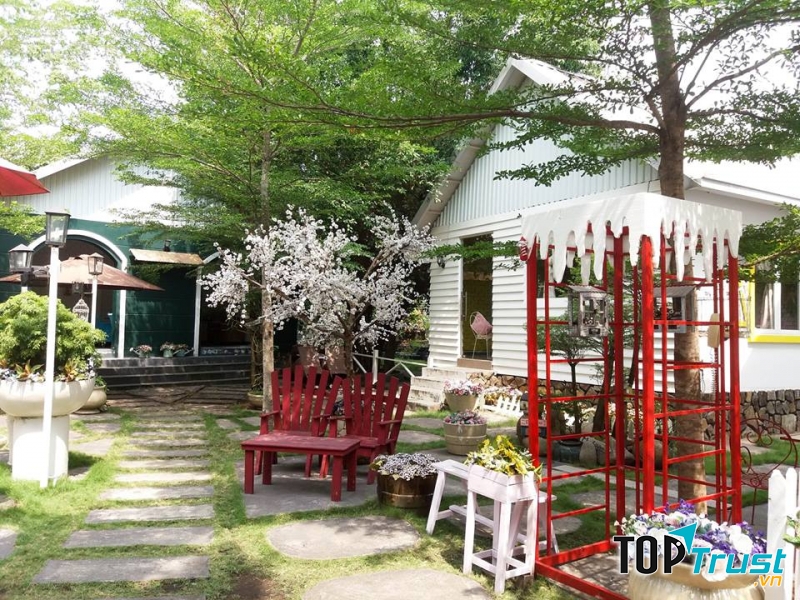 Không gian thoáng đãng, mát mẻ