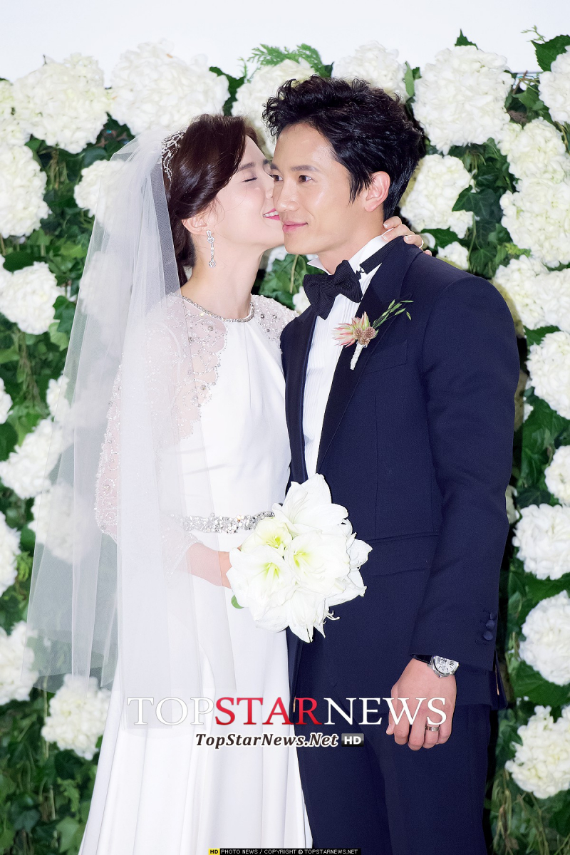 Ảnh cưới đáng yêu của cặp đôi