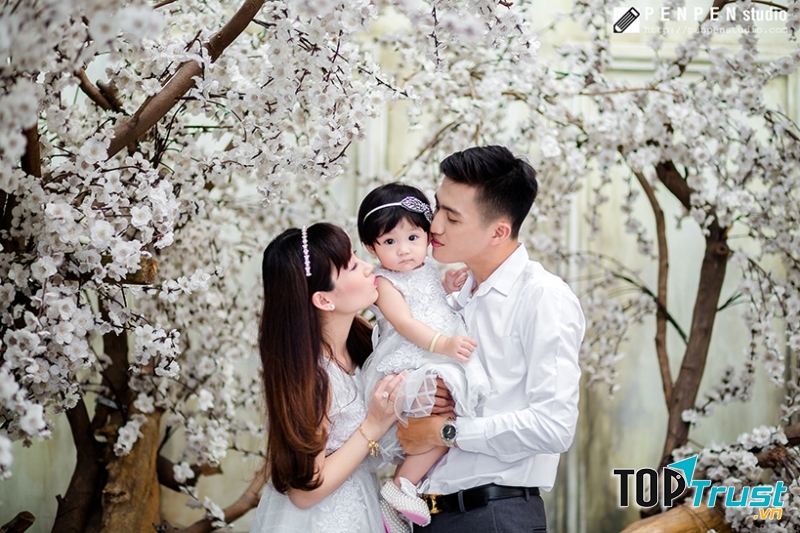 PenPen Studio chụp ảnh gia đình