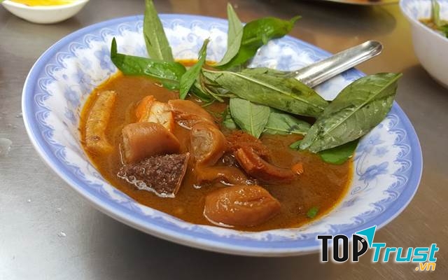 Phá Lấu Ngọc