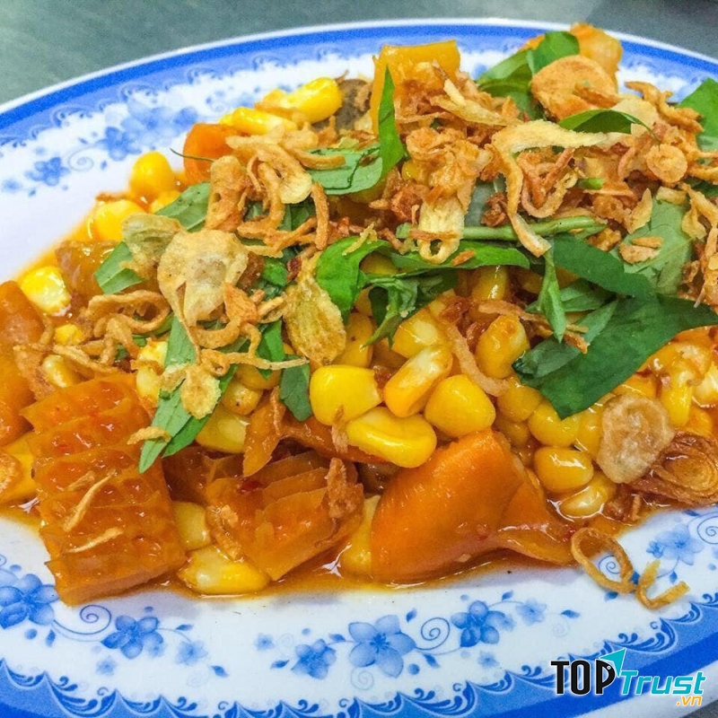 Phá lấu sạch Chị Mèo