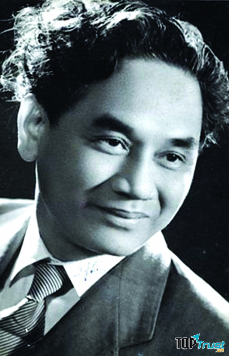 Nhà thơ Xuân Diệu