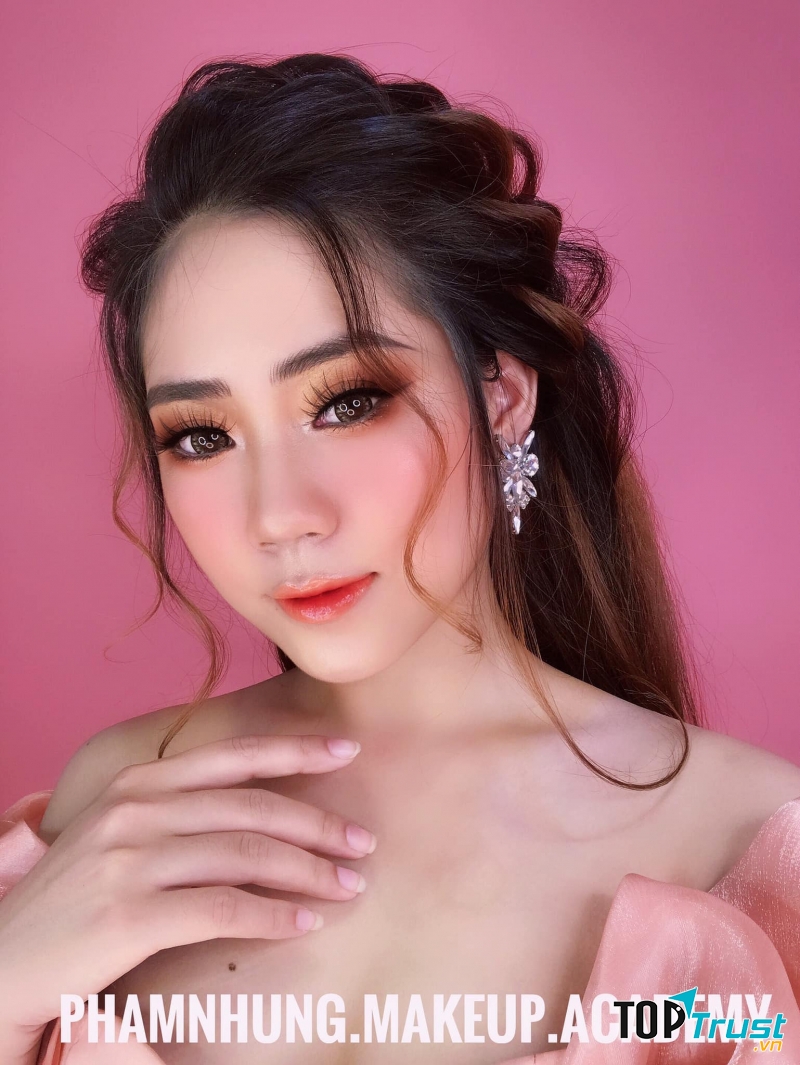 Phạm Nhung Bridal & Academy