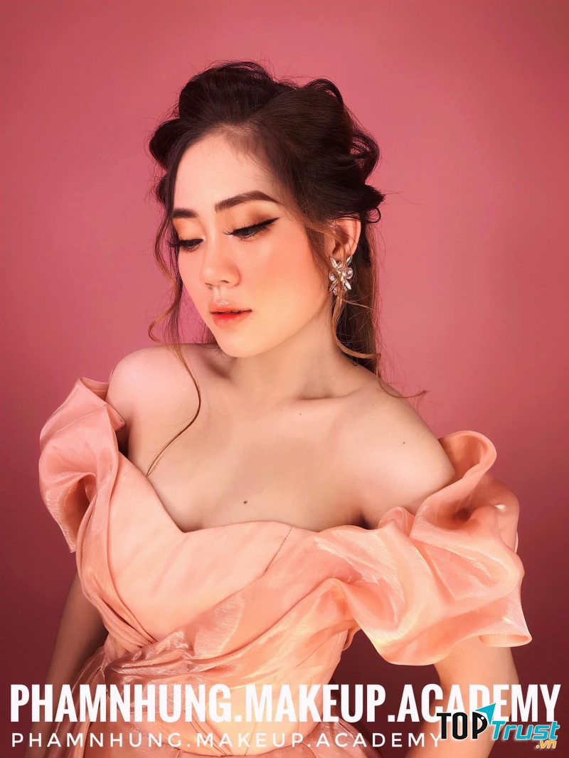 Phạm Nhung Bridal & Academy