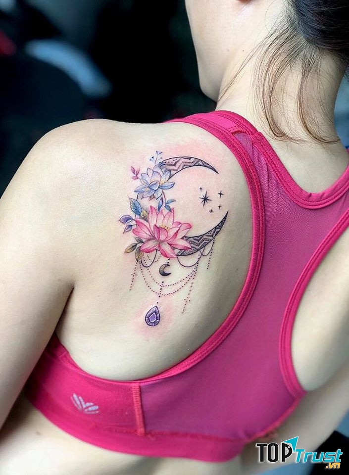 Hình ảnh khách hàng tại Phạm Sơn tattoo