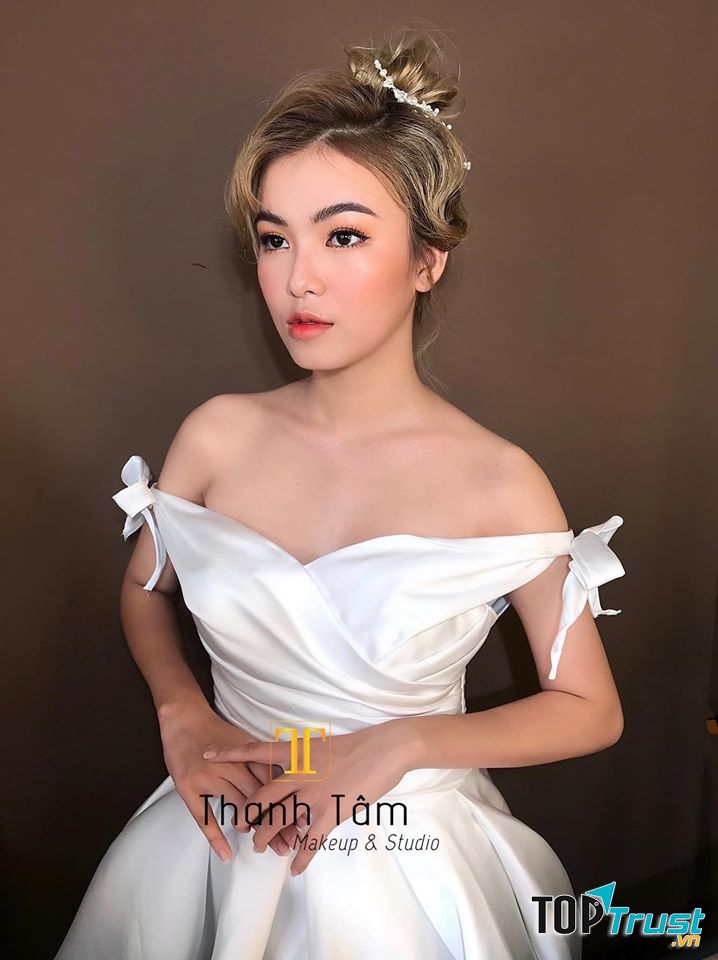 Phạm Thanh Tâm makeup