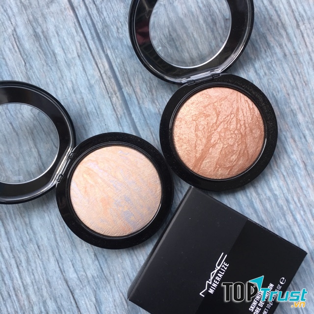 MAC Mineralize Skinfinish Powder