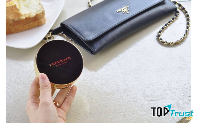 Phấn nước chống nắng đơn Feferafe UV Coating Cushion