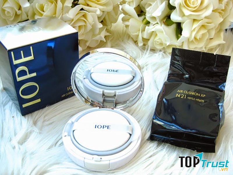Phấn nước kiềm dầu IOPE Air Cushion SPF50+