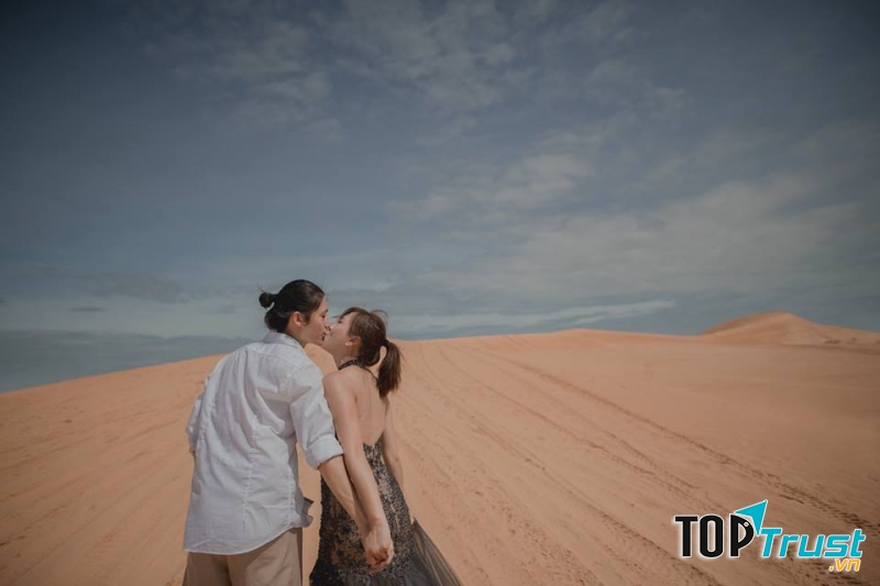 Đồi cát bay (Mũi Né – Phan Thiết)