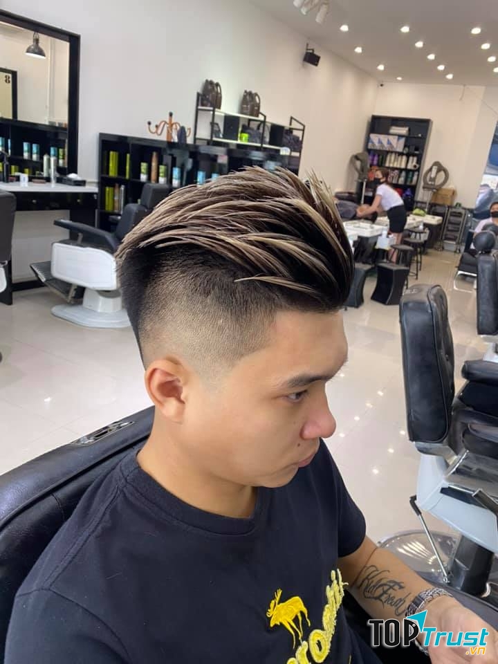 Phantom men's haircut