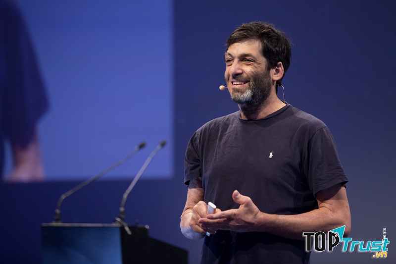 Tác giả Dan Ariely