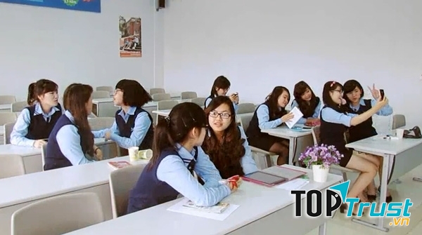 Phim ngắn “Ai cũng có quà”