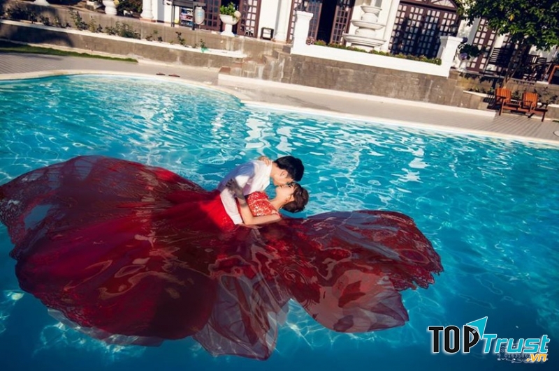 Phim trường Hoàng Gia