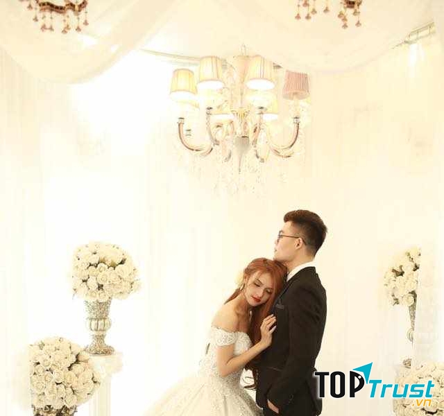 Phim Trường Mon Ami