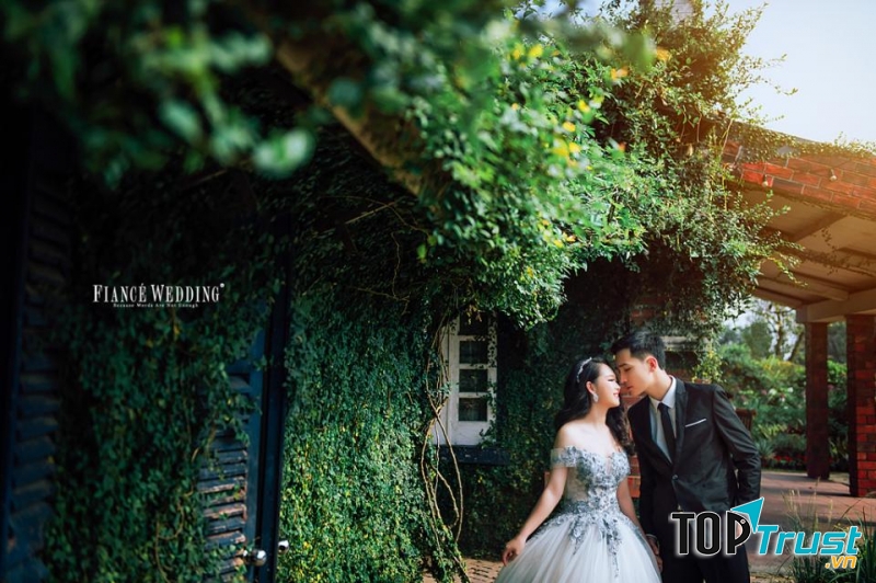 Phim trường Thung lũng tình yêu Long Biên