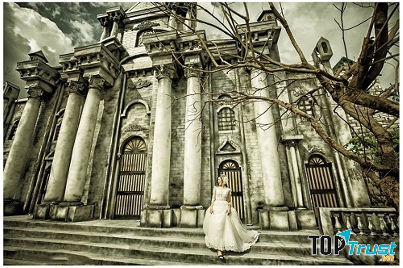 Phim trường Thung lũng tình yêu Long Biên