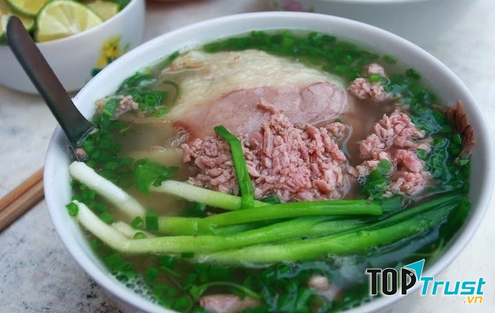 Phở Bắc Tràng An rất ngon, phở có nước lèo ngọt vị xương