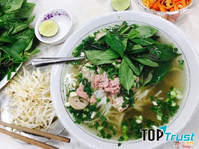 Quán phở Cao Vân