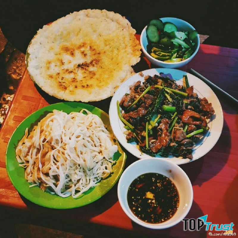 Phở chiên Nguyễn Siêu