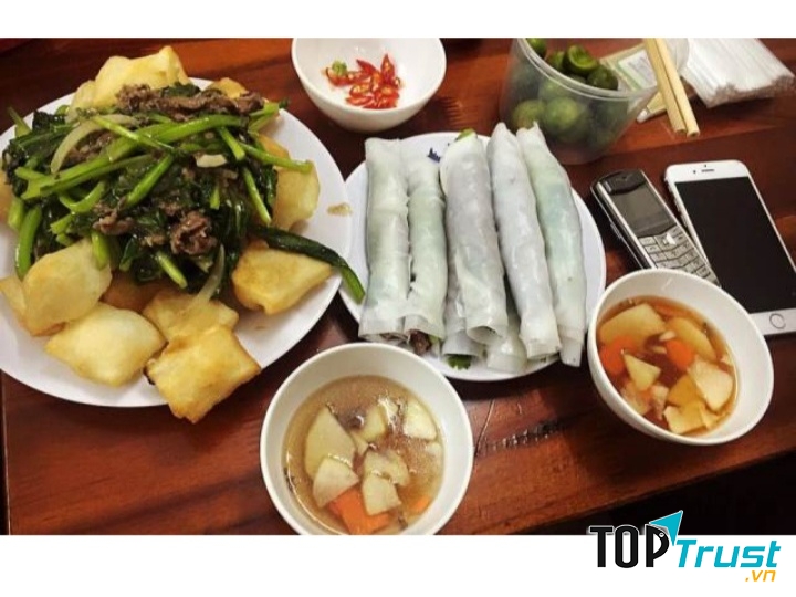 Phở cuốn Hương Mai