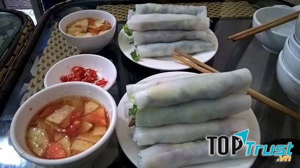 Phở cuốn tại 233 Tô Hiệu
