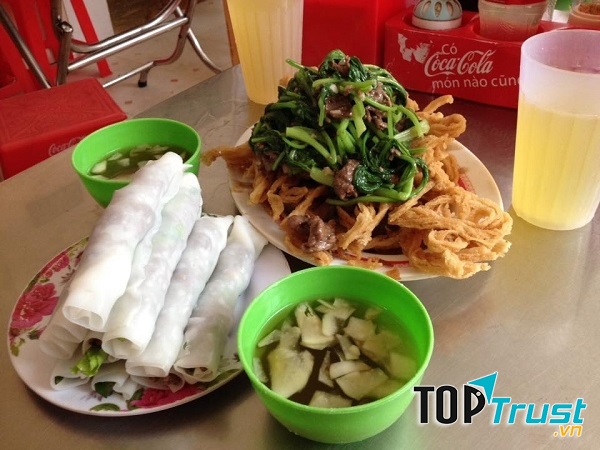 Phở cuốn Vinh Phong