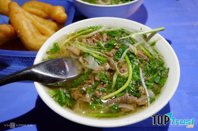 Gánh phở Hàng Bạc