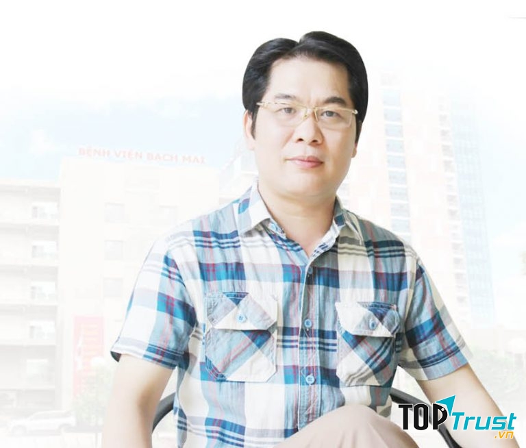 Phó giáo sư, tiến sĩ, bác sĩ Đỗ Gia Tuyển