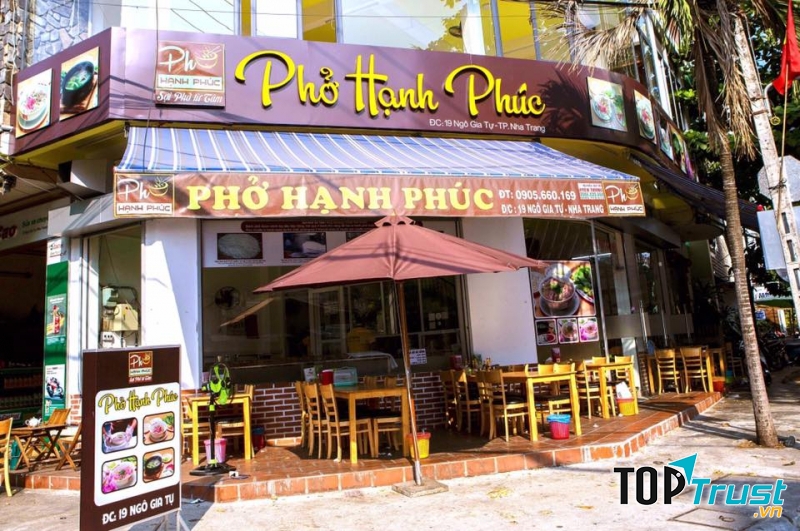 Phở Hạnh Phúc