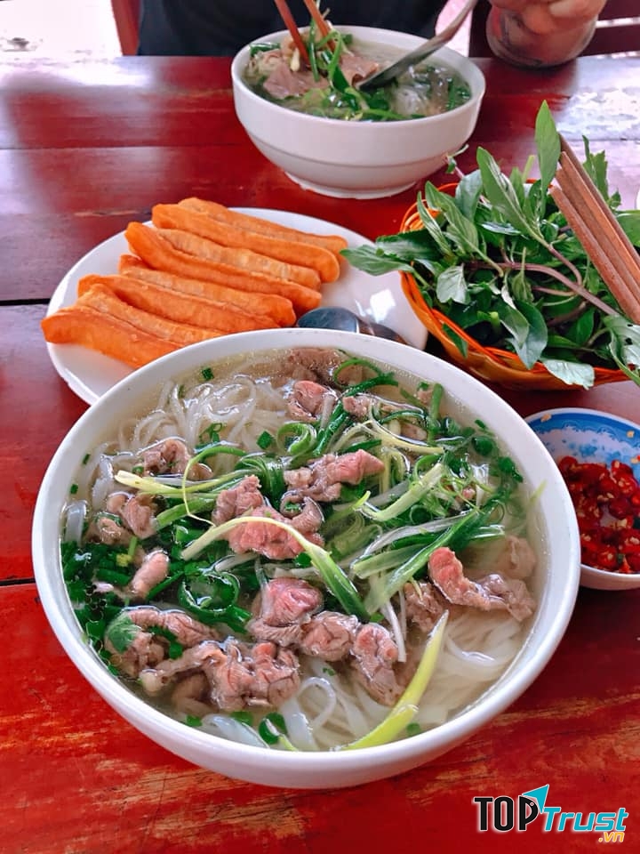 Tô phở mang bí quyết gia truyền phở Hà Nội