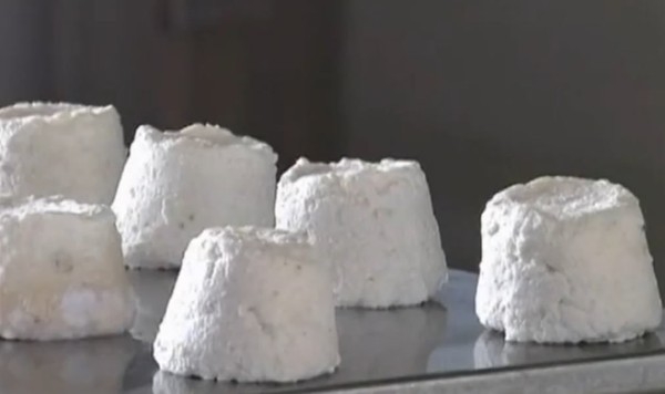 Phô mai sữa lừa