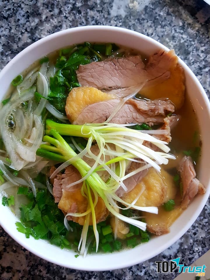Phở Ngọc Linh