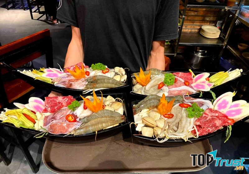 Đồ ăn nhà hàng